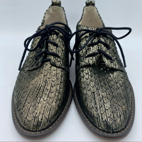 πLouise et Cie Gold Inlay Oxfords - Picture 2 of 8